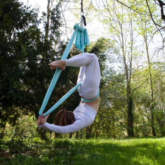 Kit complet 7m avec émerillon hamac yoga aérien bleu nuage - OYA YOGA